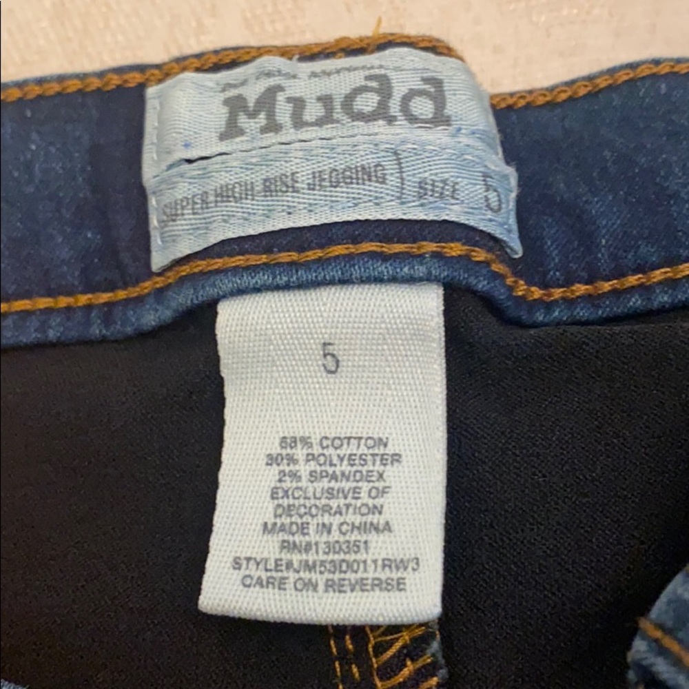 Jeans - Picture 3 of 4